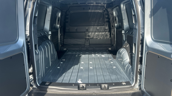 Ford Transit Connect 230 L2 Diesel 2.0 EcoBlue 102ps Trend Van - Image 12